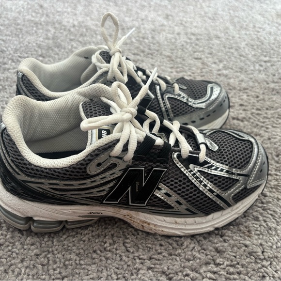 New Balance Kids' Black and Gray Sneakers - Picture 1 of 3